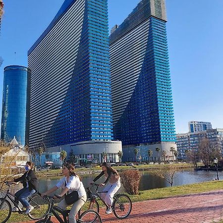 Twins Tower Orbi City Batumi Esterno foto